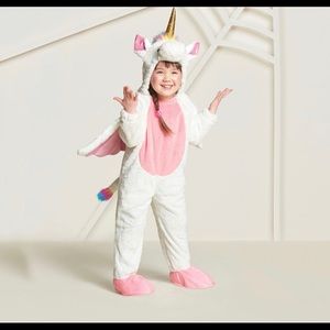 Adorable one piece unicorn costume! Size 4T-5T